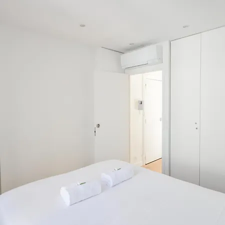 1 Bedroom With Ac Appartamento *