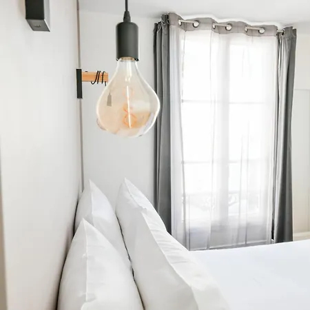 1 Bedroom With Ac Appartamento *