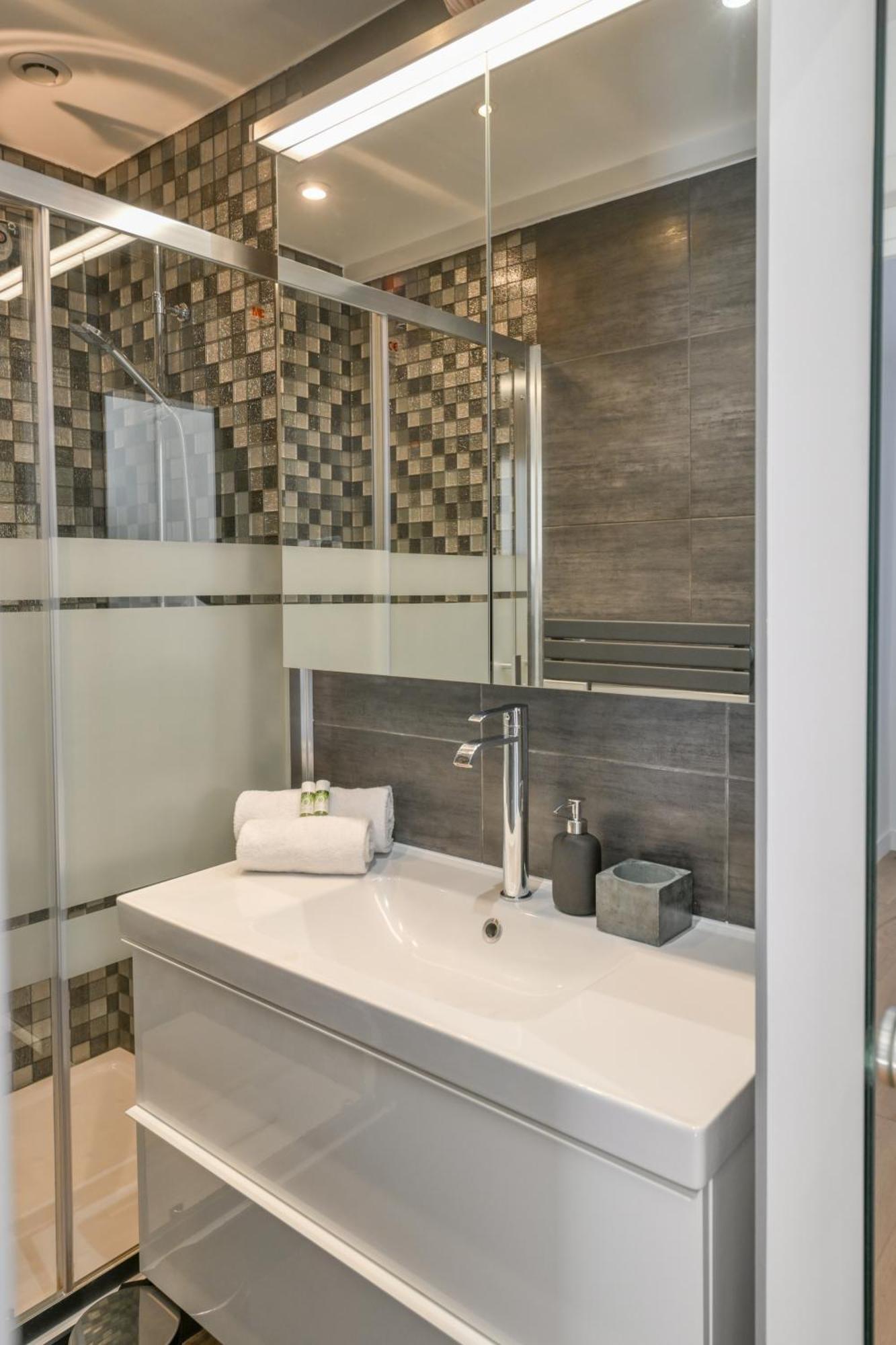 Appartamento 1 Bedroom With Ac Parigi